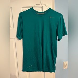 Mens medium Nike Dri-fit shirt
